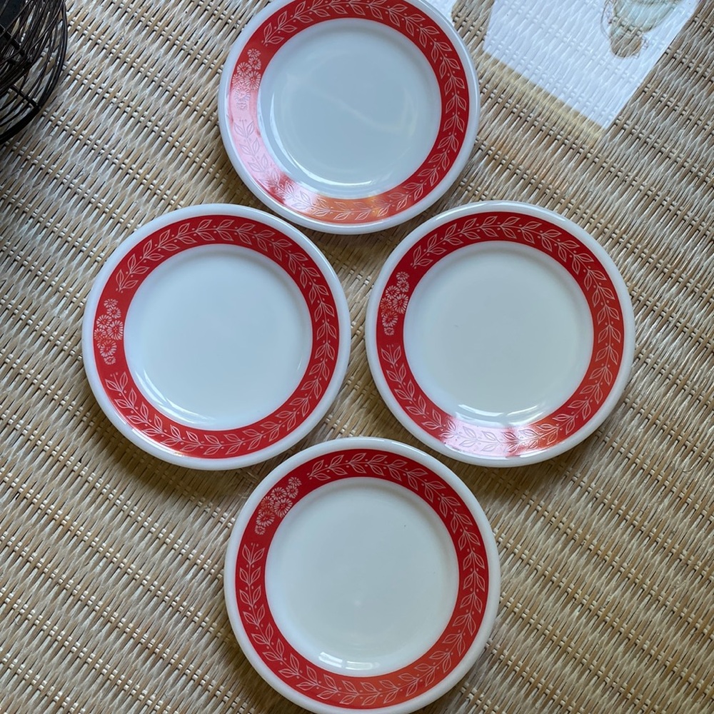 Pyrex Red and White Bread Plates - Set of 4